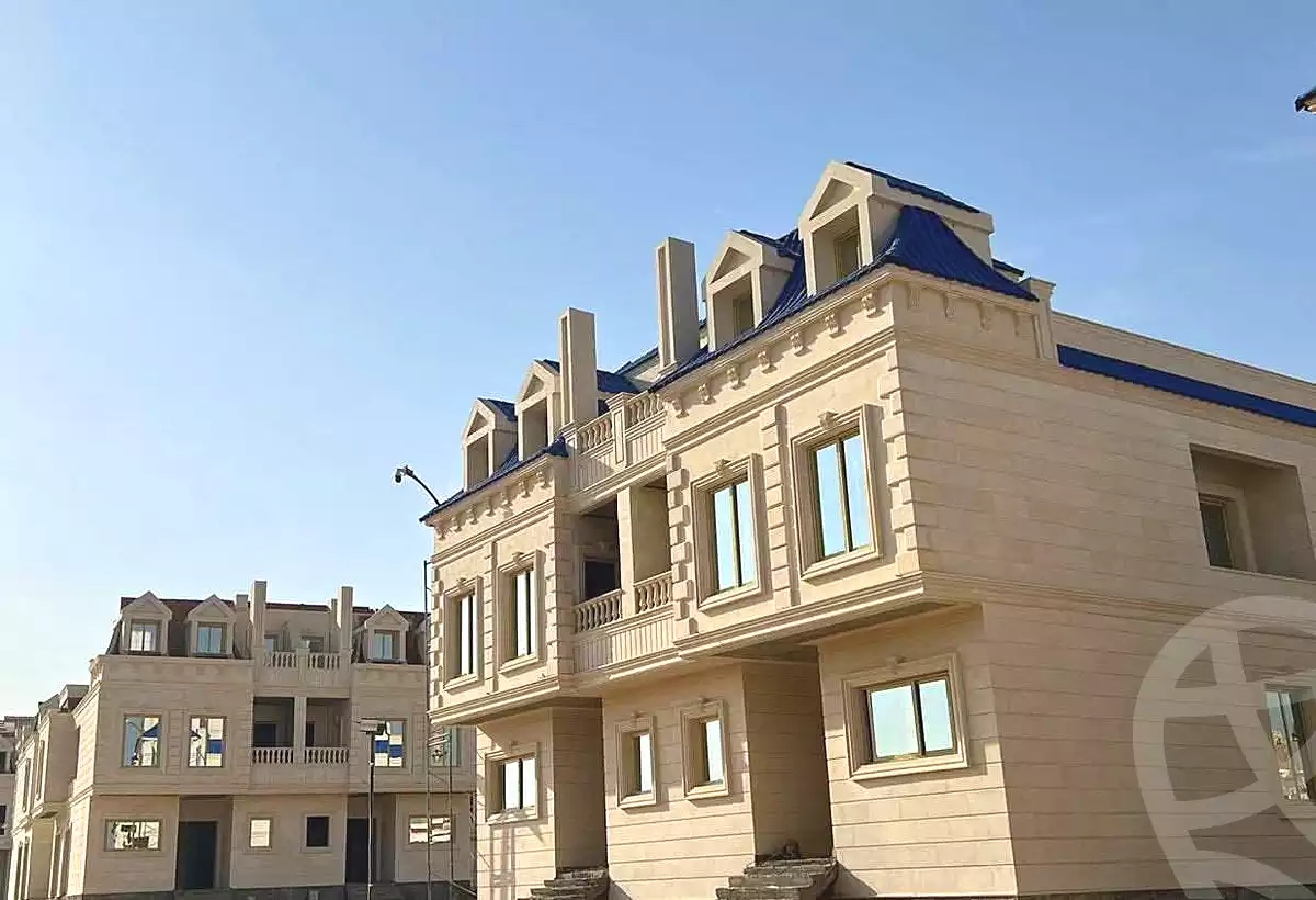 https://aqarmap.com.eg/ar/listing/6887321-for-sale-cairo-al-oubour-compounds-turath-park-compound