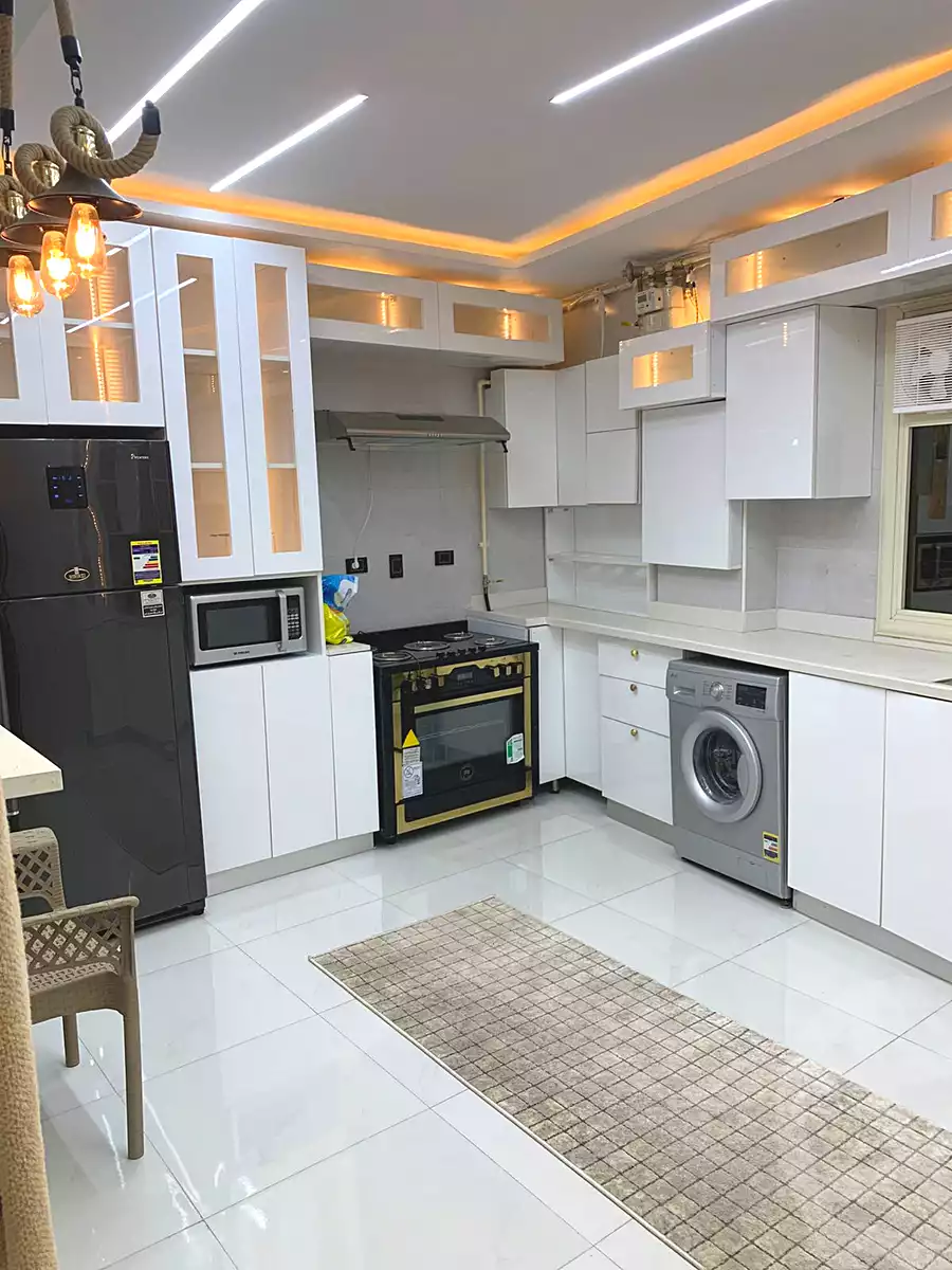 https://aqarmap.com.eg/ar/listing/6887367-for-sale-cairo-el-sheikh-zayed-city-el-hay-elthamen-area-1