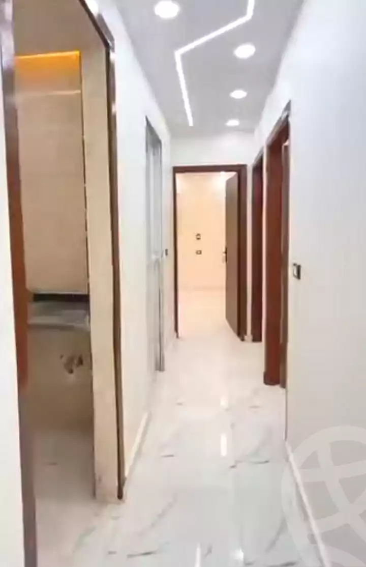 https://aqarmap.com.eg/ar/listing/6887422-for-sale-cairo-elnozha-Streettt-27