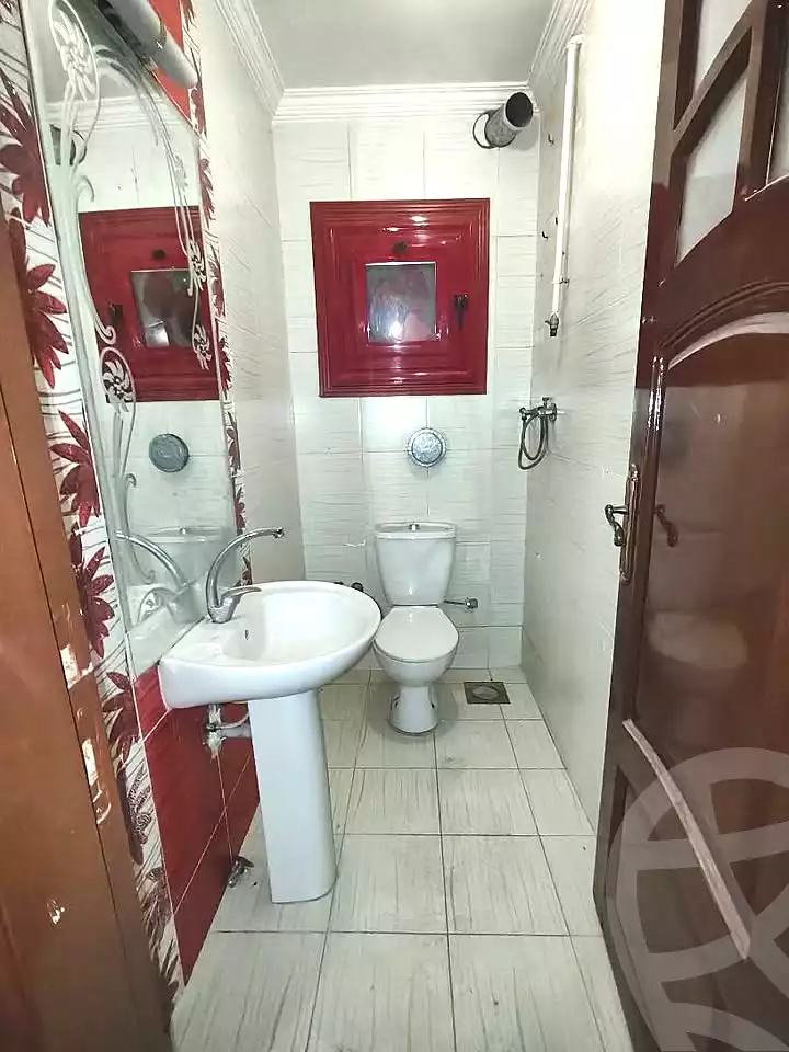 https://aqarmap.com.eg/ar/listing/6887467-for-rent-alexandria-lsywf-shamaa
