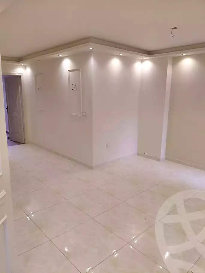 https://aqarmap.com.eg/ar/listing/6887474-for-rent-alexandria-moharram-bey