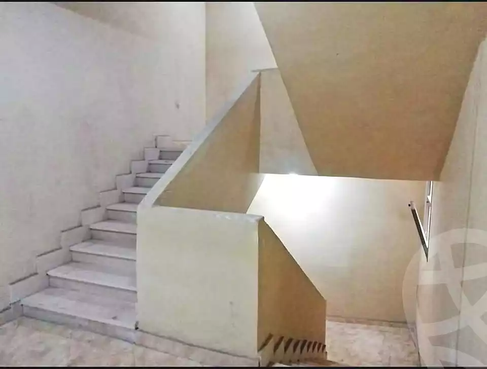 https://aqarmap.com.eg/ar/listing/6887662-for-sale-alexandria-moharram-bey