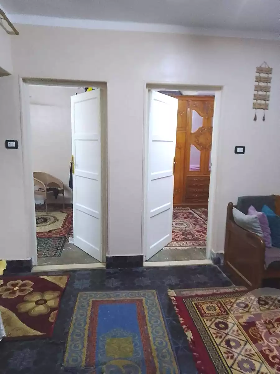 https://aqarmap.com.eg/ar/listing/6888260-for-sale-cairo-helwan-el-shareaa-el-sharby-st
