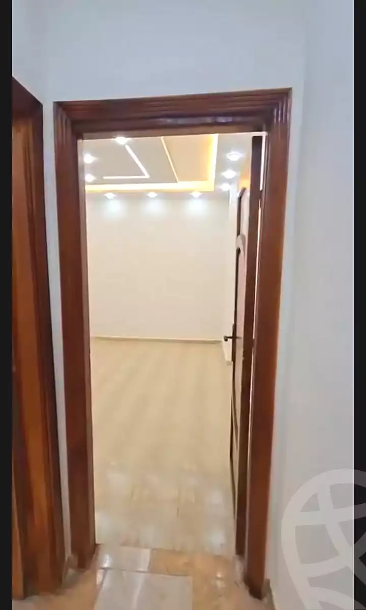 https://aqarmap.com.eg/en/listing/6888580-for-sale-alexandria-el-mandara-shr-mlk-hfny