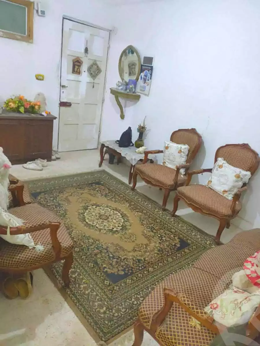 https://aqarmap.com.eg/ar/listing/6888774-for-sale-alexandria-al-agamy-bw-ywsf-hosni-mubarak-st