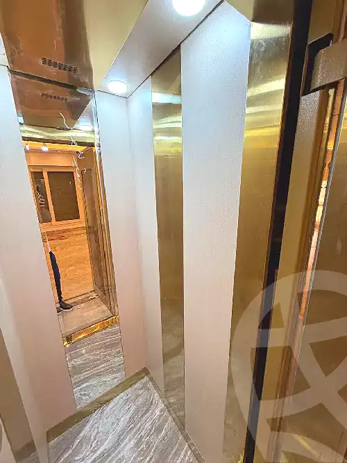 https://aqarmap.com.eg/ar/listing/6889745-for-sale-cairo-new-cairo-compounds-el-patio-oro