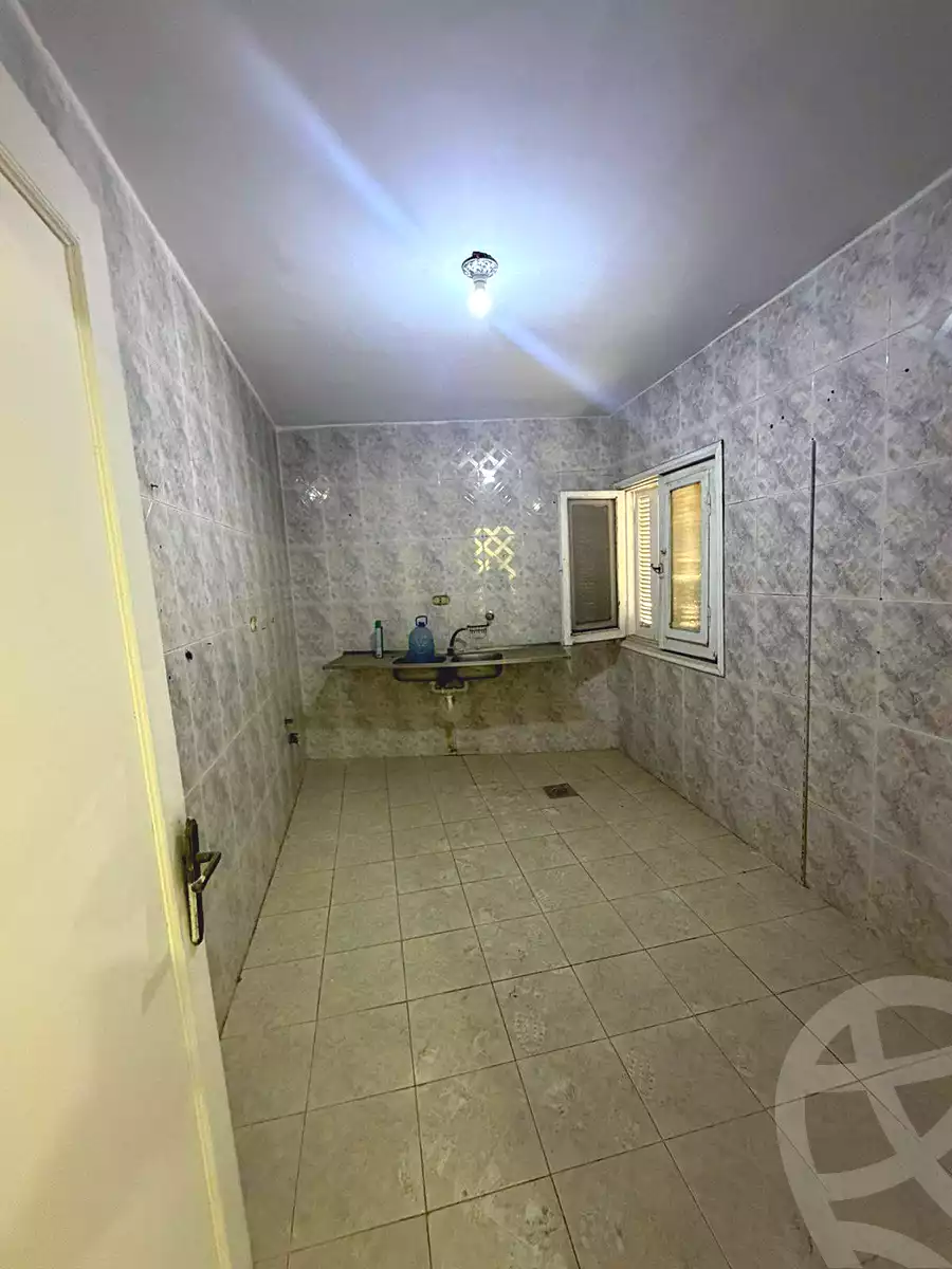 https://aqarmap.com.eg/en/listing/6890126-for-rent-alexandria-al-agamy-lbytsh