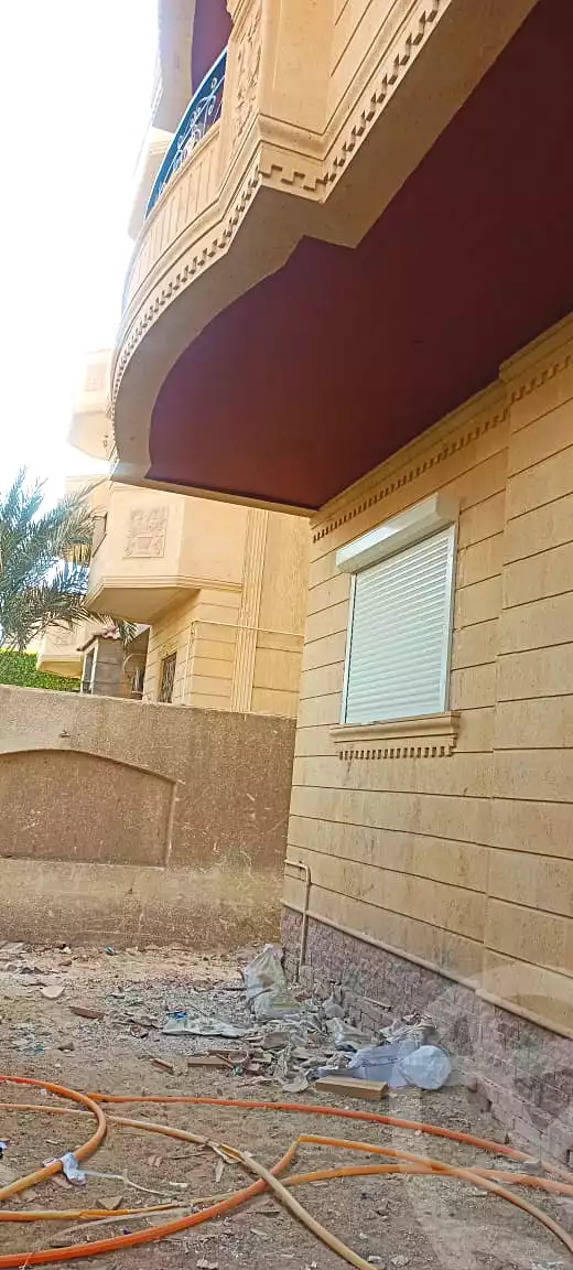 https://aqarmap.com.eg/ar/listing/6890616-for-sale-cairo-new-cairo-el-banafsg-el-banafsag-1-abd-el-hameed-gawdat-el-sahar-st