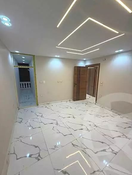 https://aqarmap.com.eg/ar/listing/6890793-for-sale-cairo-el-haram-el-lebeny-soltan-khattab-st