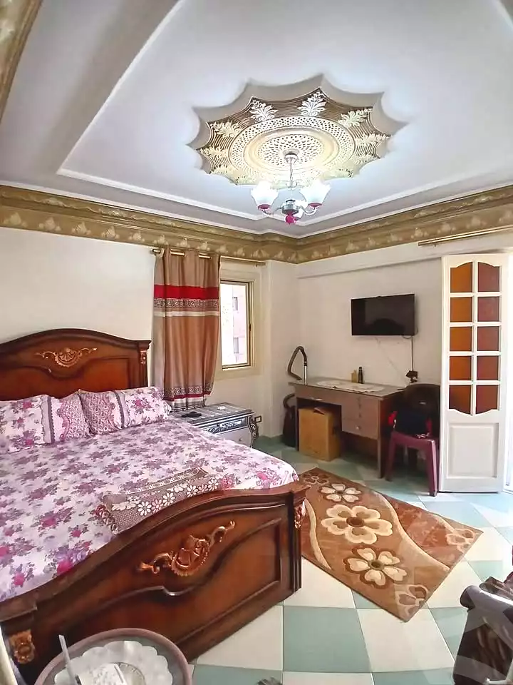 https://aqarmap.com.eg/ar/listing/6890806-for-sale-alexandria-miami-shr-jml-bd-lnsr