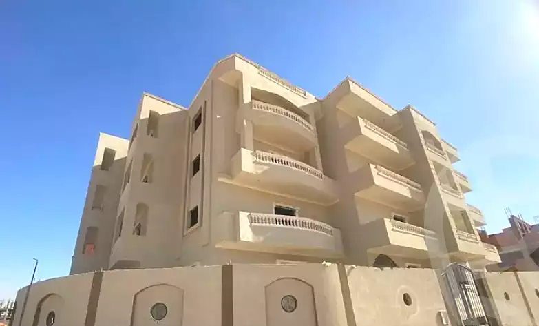 https://aqarmap.com.eg/ar/listing/6891080-for-sale-sharqia-10th-of-ramadan-al-hay-al-sades-wa-eshroon