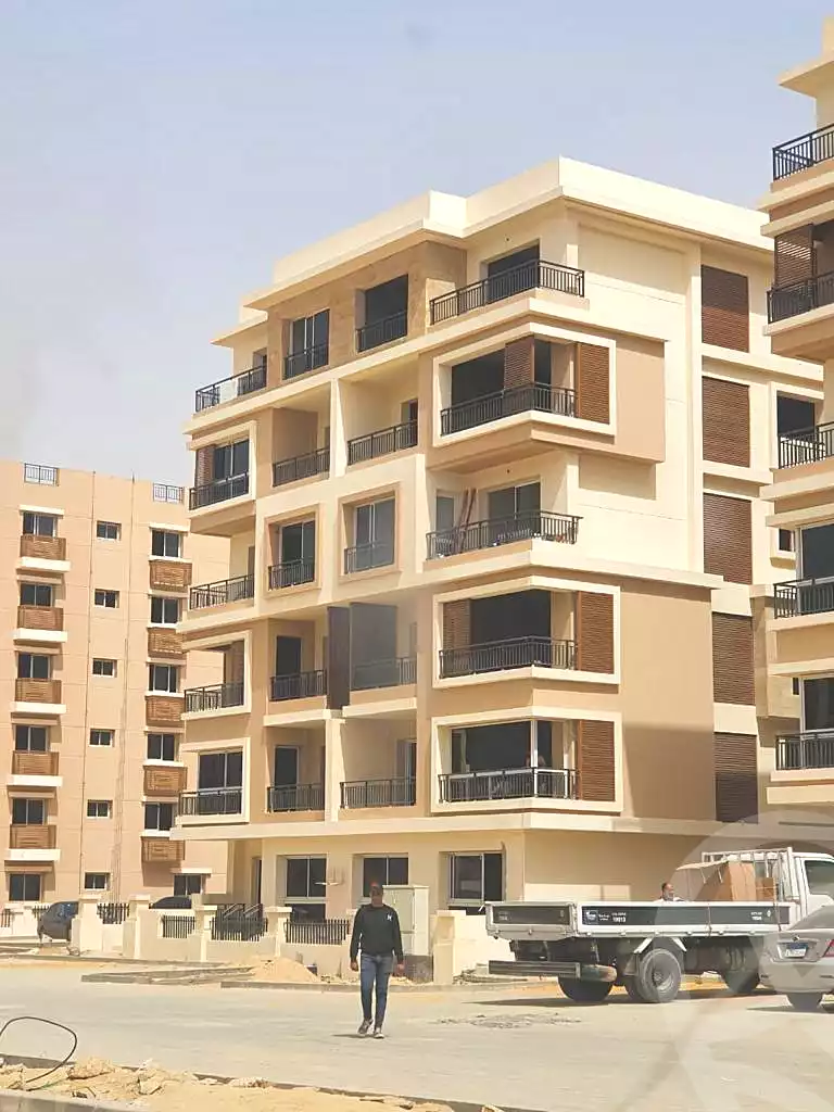 https://aqarmap.com.eg/ar/listing/6891602-for-sale-cairo-new-cairo-compounds-sarai-esse-residence-sarai