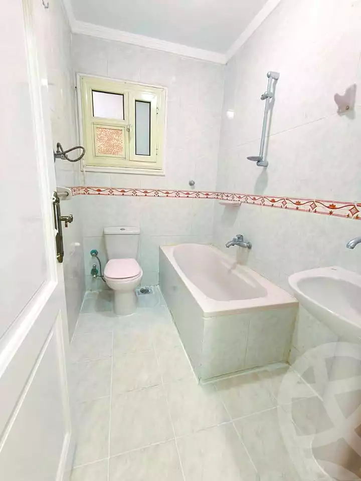 https://aqarmap.com.eg/ar/listing/6891761-for-sale-alexandria-al-agamy-shataa-el-nakheel