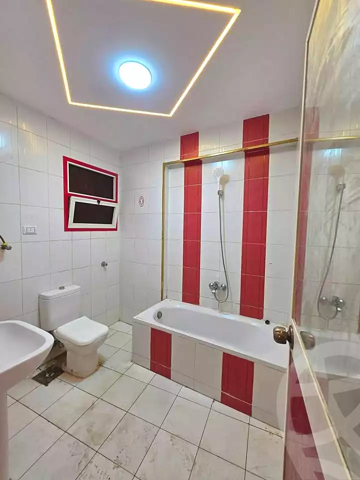 https://aqarmap.com.eg/ar/listing/6892007-for-sale-alexandria-sydy-bshr-sydy-bshr-bhry