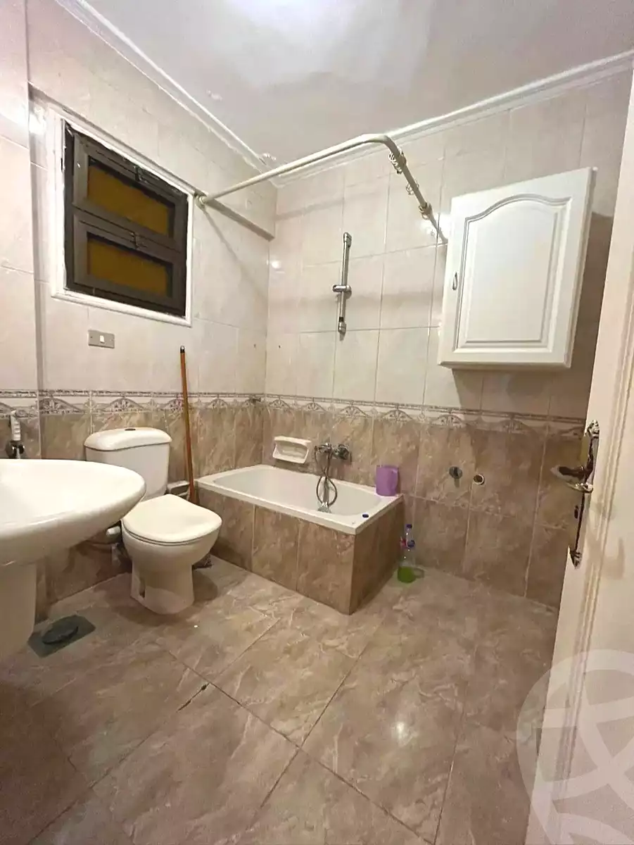 https://aqarmap.com.eg/en/listing/6892418-for-rent-alexandria-ganaklis