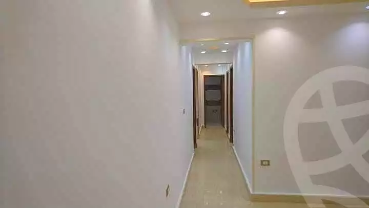 https://aqarmap.com.eg/ar/listing/6892614-for-rent-cairo-helwan-mostafa-fahmy-st