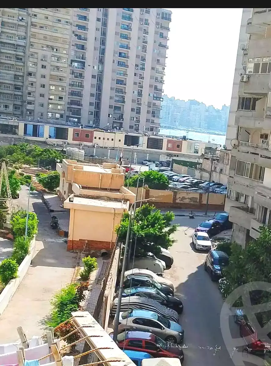 https://aqarmap.com.eg/en/listing/6892846-for-sale-alexandria-el-asafra-l-sfr-bhry