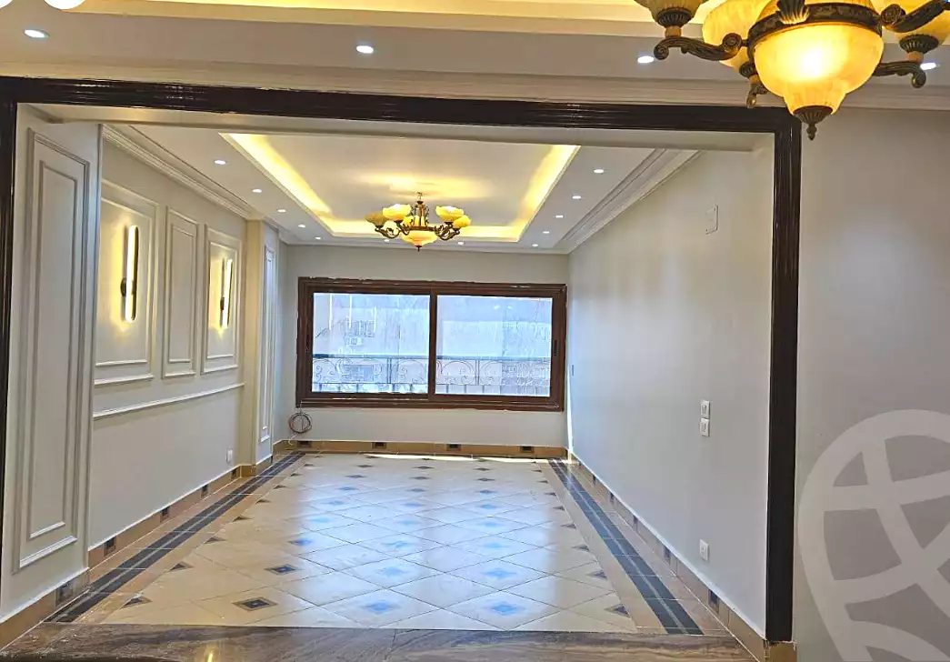 https://aqarmap.com.eg/ar/listing/6893322-for-sale-cairo-helwan-ahmed-enci-st