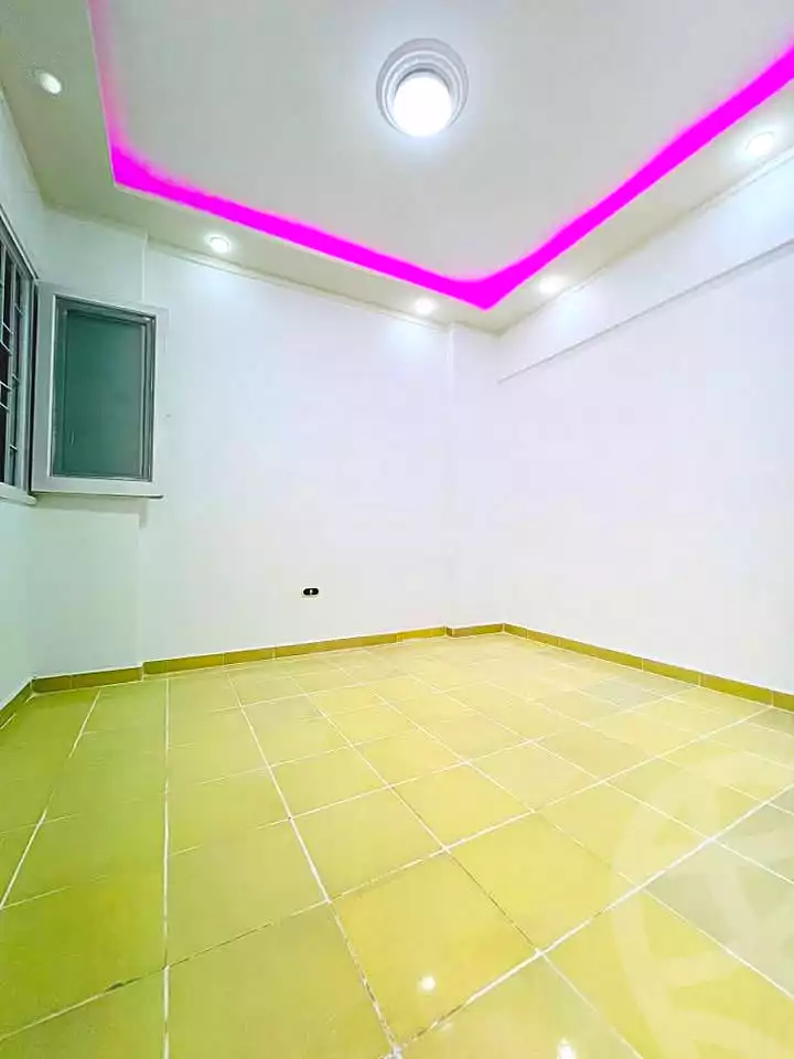 https://aqarmap.com.eg/ar/listing/6893536-for-sale-alexandria-al-agamy-shataa-el-nakheel-no-9-st