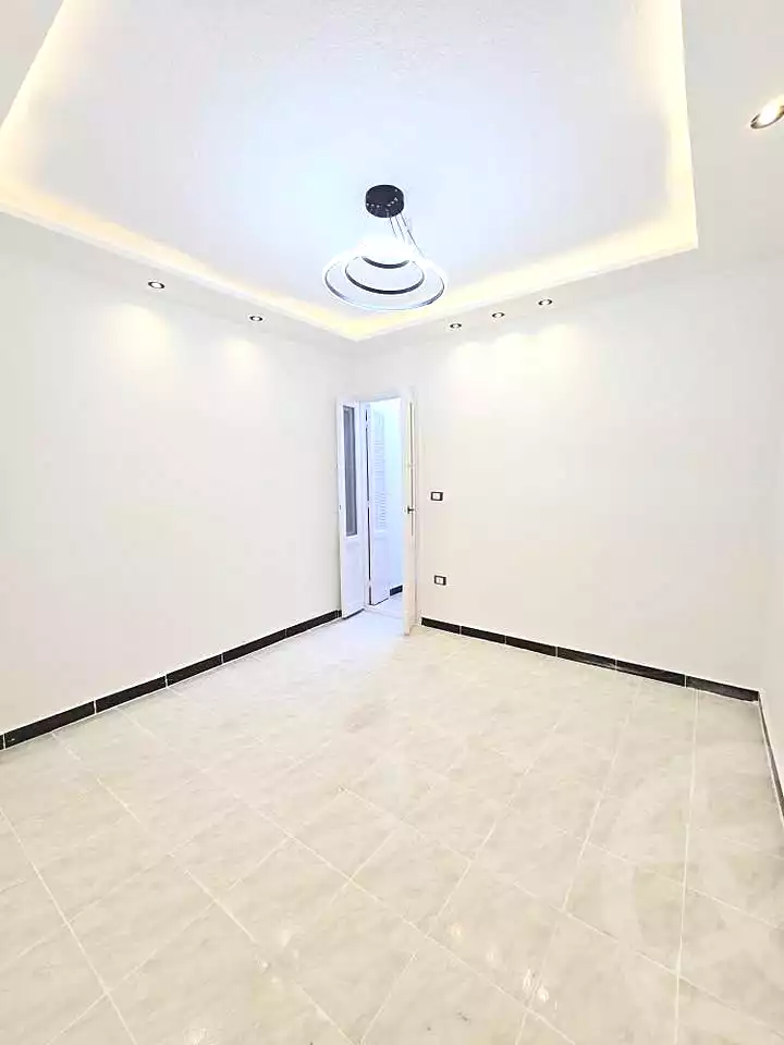 https://aqarmap.com.eg/en/listing/6893696-for-sale-alexandria-al-agamy-shataa-el-nakheel-no-9-st