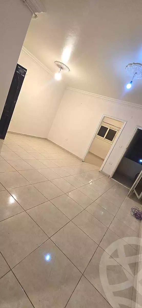 https://aqarmap.com.eg/ar/listing/6894112-for-rent-cairo-helwan-mostafa-fahmy-st