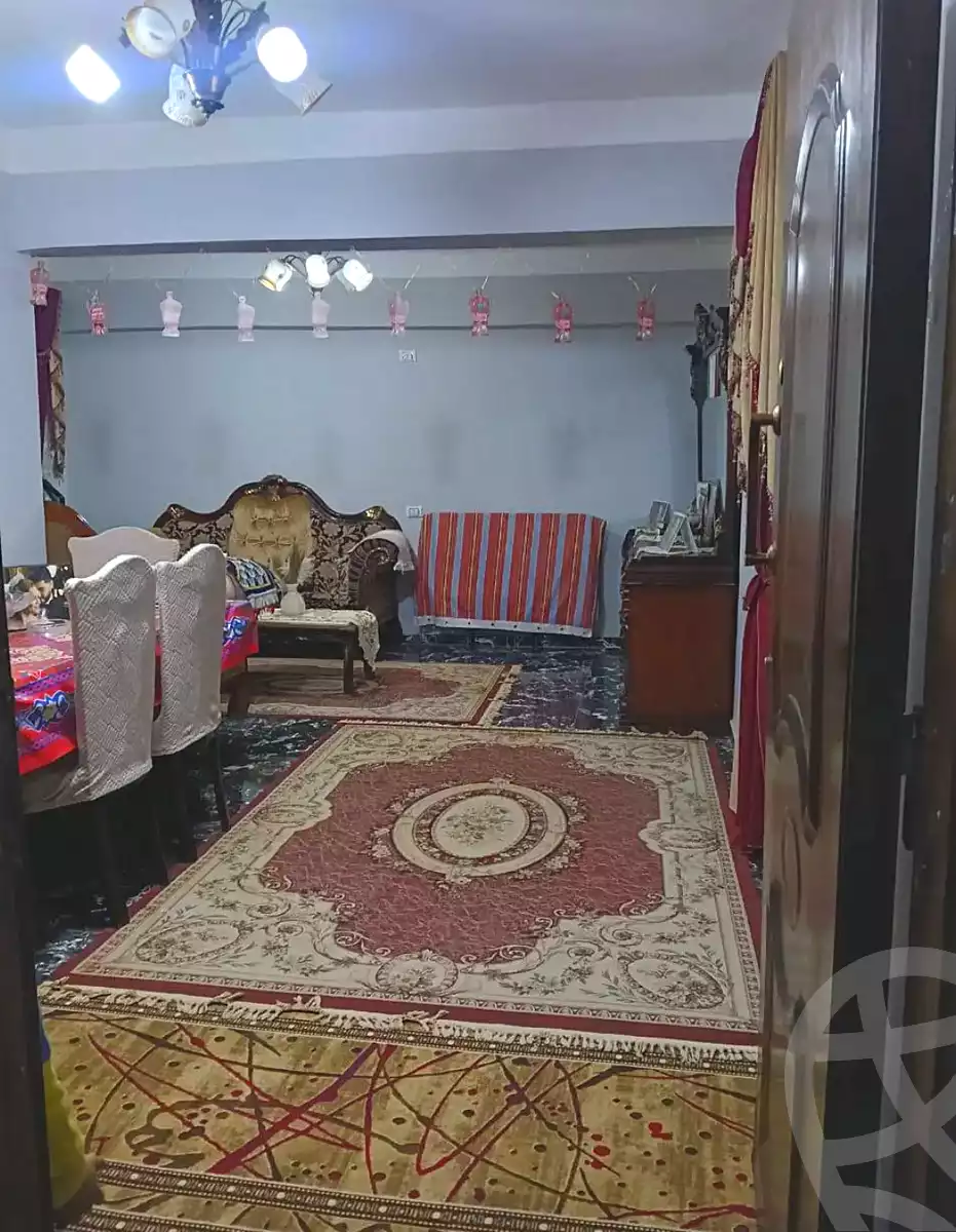https://aqarmap.com.eg/ar/listing/6894409-for-sale-alexandria-al-agamy-el-hanouvel-el-kholafaa-el-rashdeen-st