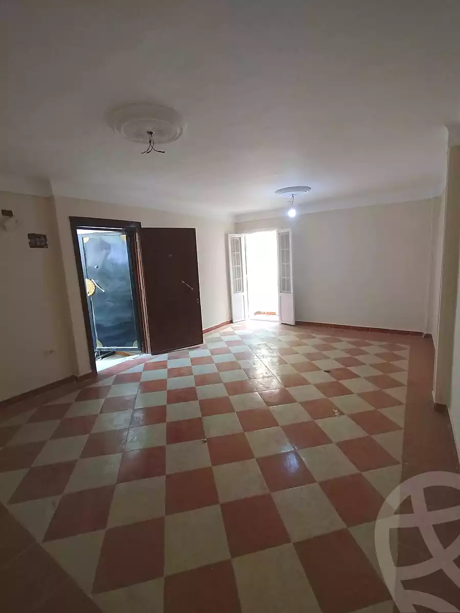 https://aqarmap.com.eg/en/listing/6894415-for-sale-alexandria-lsywf-el-falki
