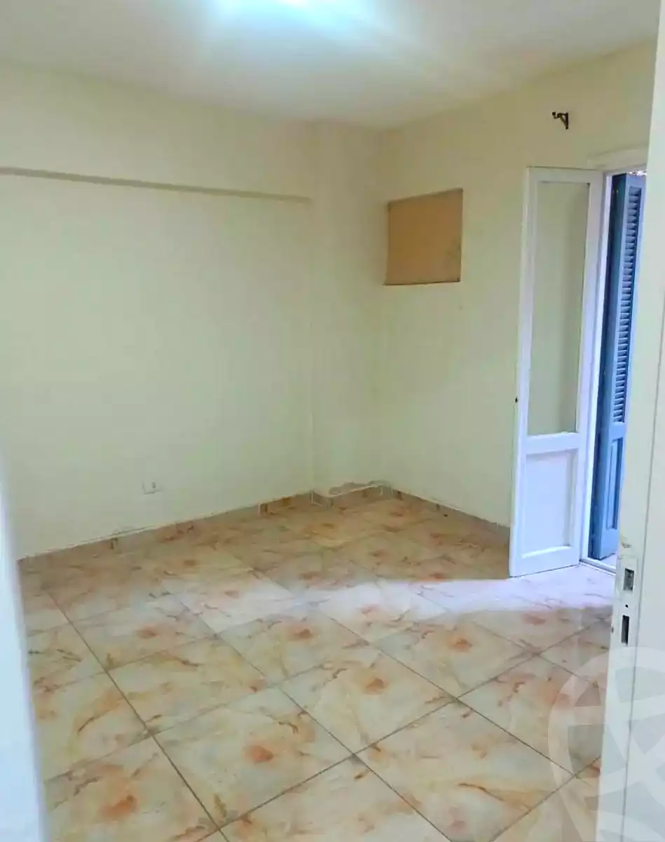 https://aqarmap.com.eg/ar/listing/6894541-for-sale-alexandria-el-mandara-shr-jml-bd-lnsr