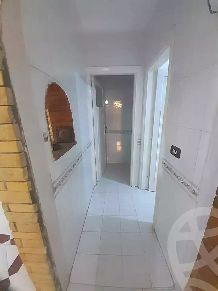 https://aqarmap.com.eg/en/listing/6894642-for-rent-alexandria-ganaklis-shr-mrtdy-bsh