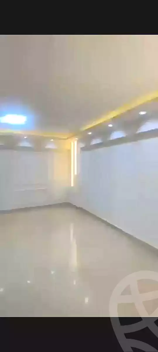 https://aqarmap.com.eg/ar/listing/6894965-for-sale-alexandria-sydy-bshr-sydy-bshr-qbly-hassan-refaat-st