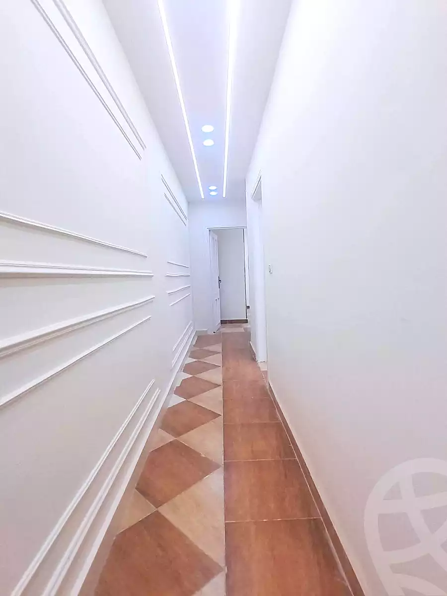 https://aqarmap.com.eg/ar/listing/6894980-for-sale-alexandria-sydy-bshr-sydy-bshr-bhry