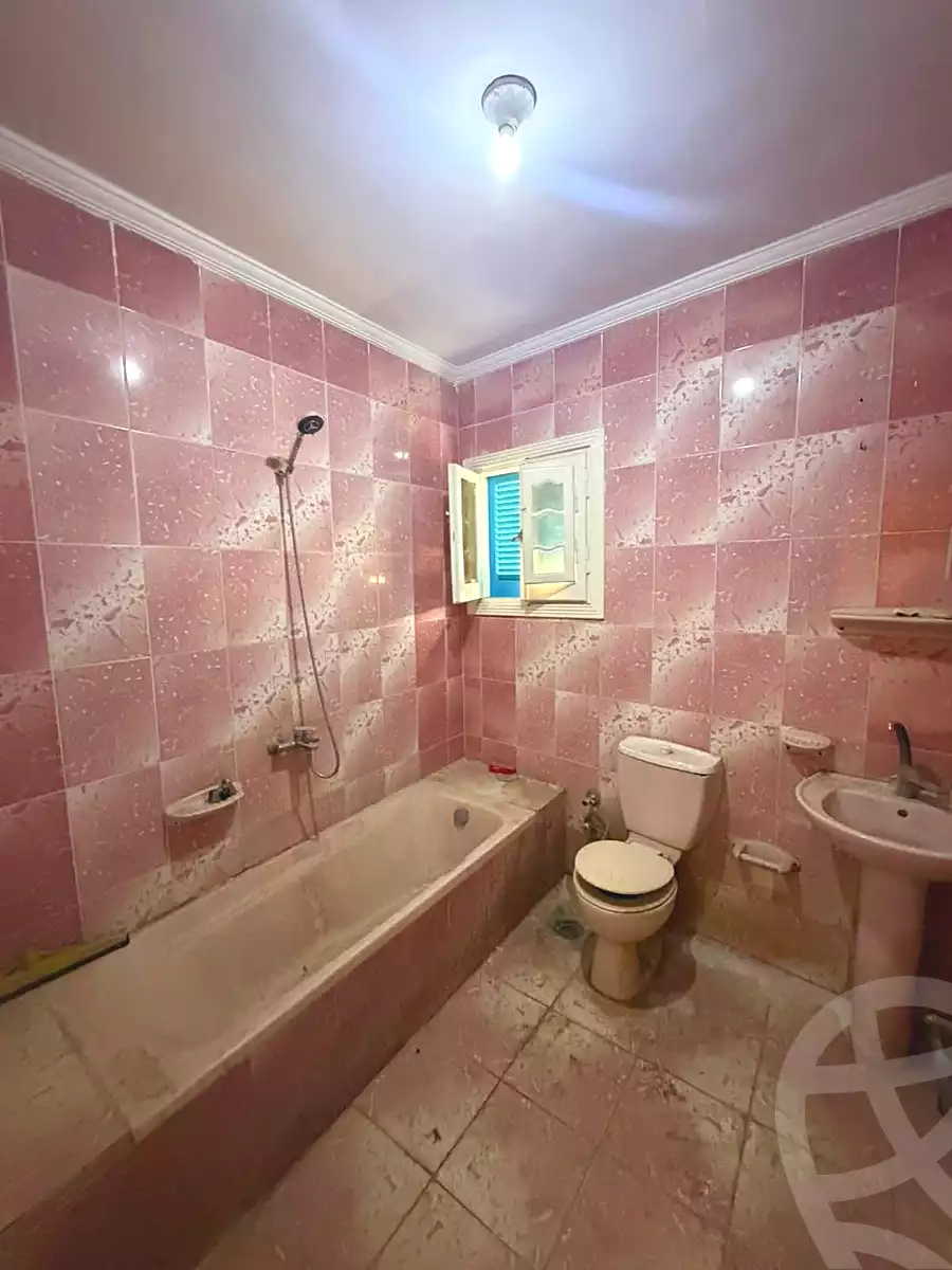 https://aqarmap.com.eg/ar/listing/6895183-for-rent-alexandria-al-agamy-lbytsh