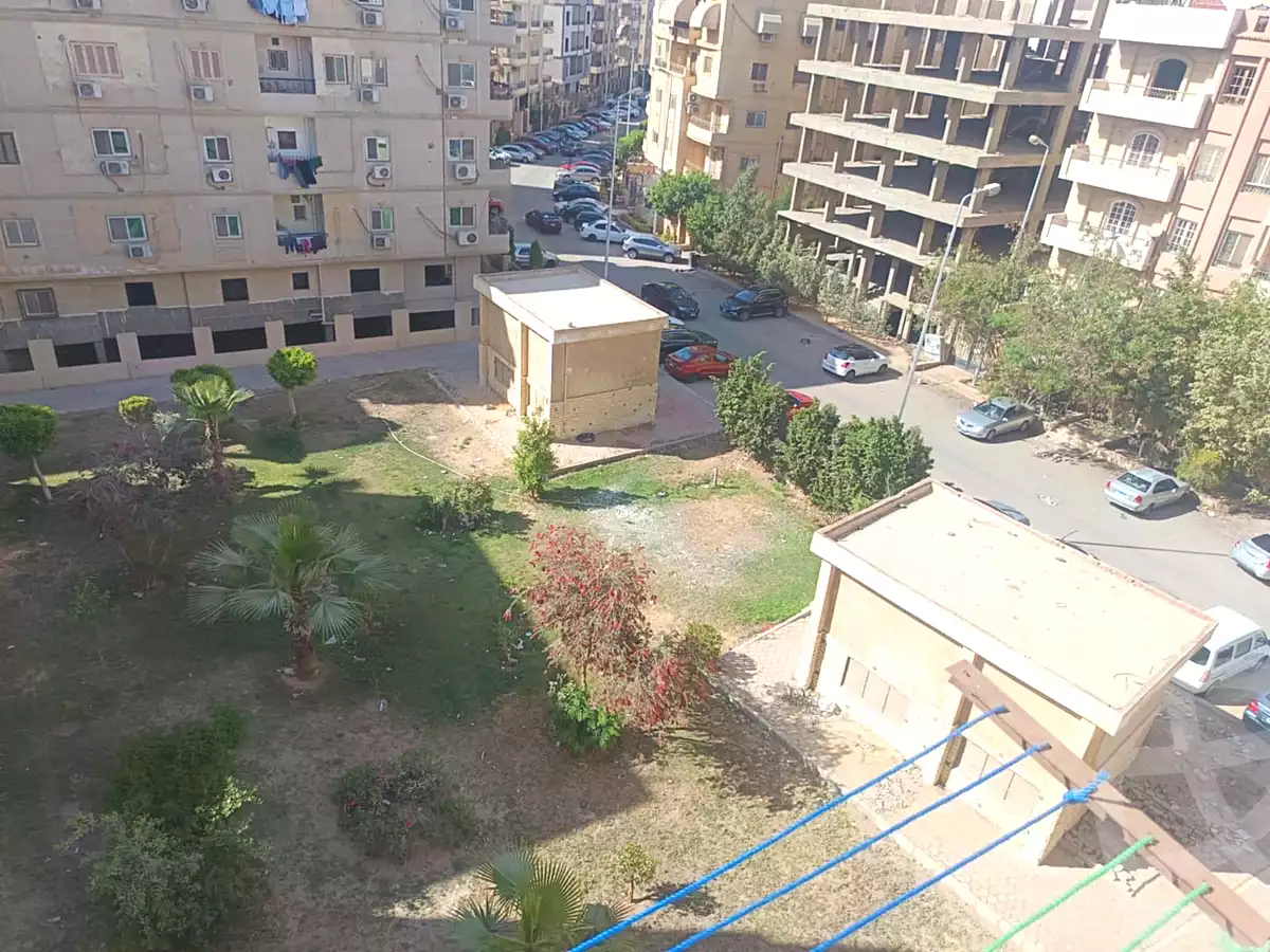 https://aqarmap.com.eg/ar/listing/6895515-for-sale-cairo-new-cairo-el-banafsg-el-banafsag-omarat-al-gabri-st