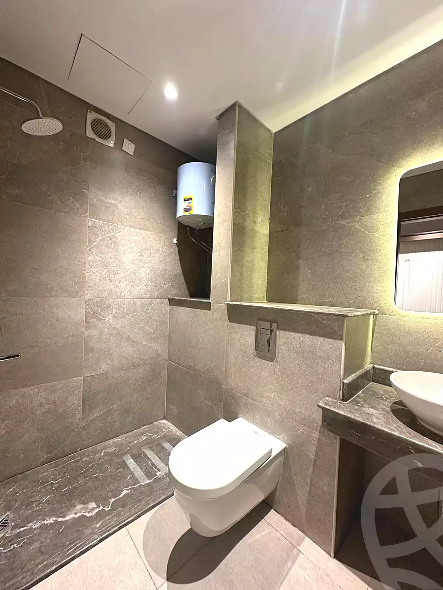 https://aqarmap.com.eg/ar/listing/6895785-for-rent-cairo-el-sheikh-zayed-city-compounds-dh-drys