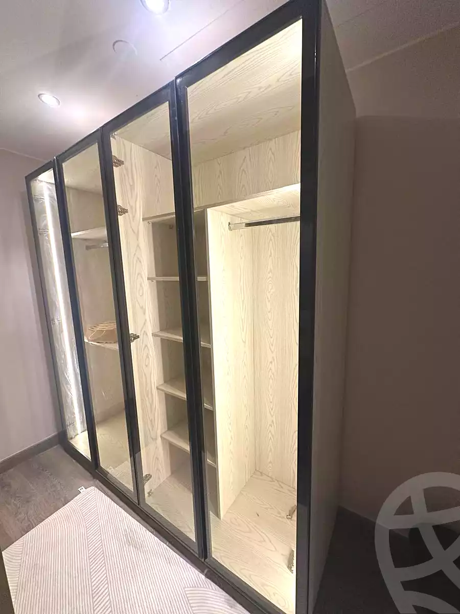 https://aqarmap.com.eg/ar/listing/6895898-for-rent-cairo-el-sheikh-zayed-city-compounds-dh-drys