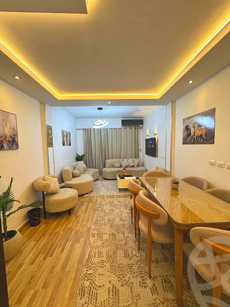 https://aqarmap.com.eg/ar/listing/6895907-for-rent-cairo-el-sheikh-zayed-city-compounds-dh-drys