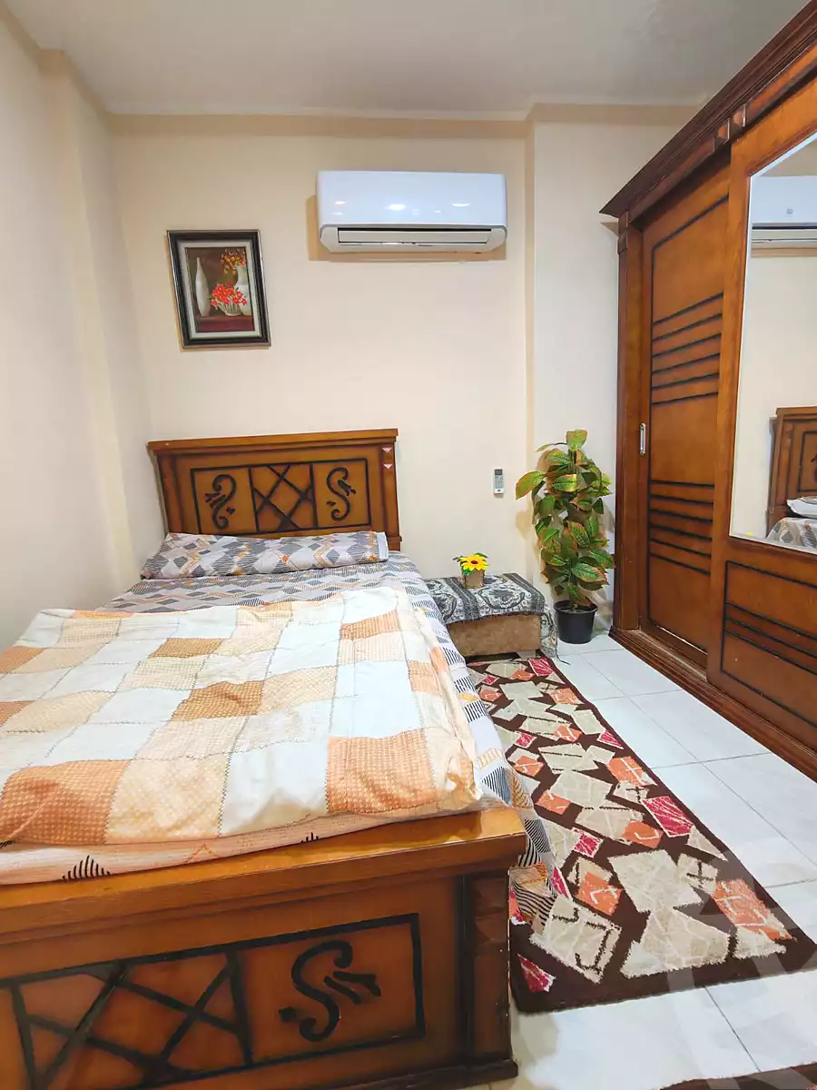 https://aqarmap.com.eg/ar/listing/6895957-for-rent-cairo-el-sheikh-zayed-city-el-hay-elsades-ashaer
