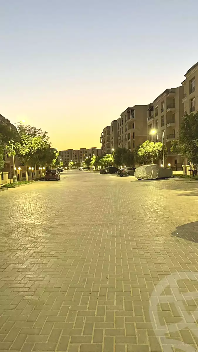 https://aqarmap.com.eg/en/listing/6895880-for-sale-cairo-new-cairo-compounds-sarai-esse-residence-sarai