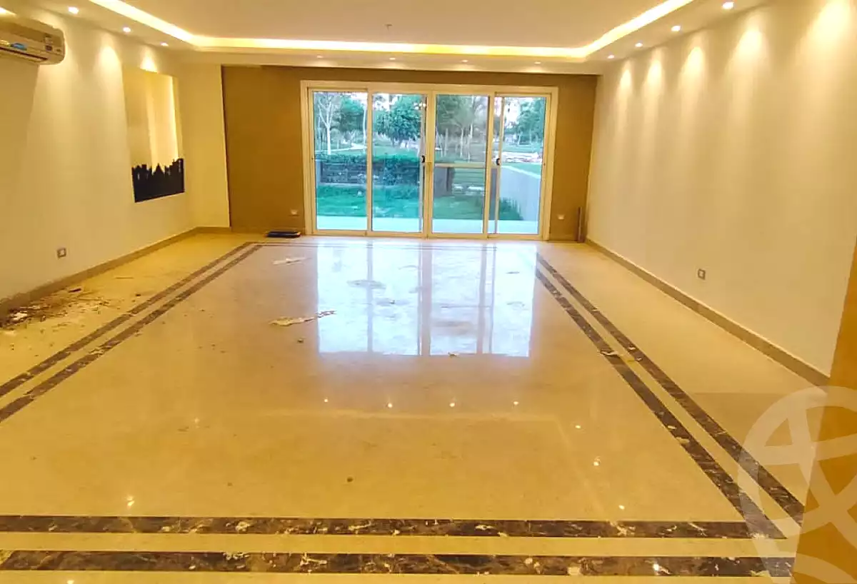 شقة بـ٤ غرف نوم في ذا سكوير، صورة ٢ من ١٠