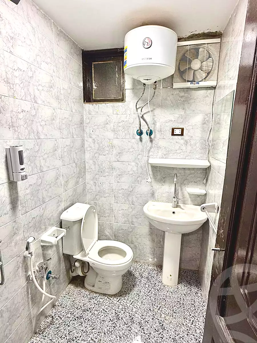 https://aqarmap.com.eg/ar/listing/6896651-for-rent-cairo-new-cairo-el-yassamin-el-yasmeen-3-mohamed-rahim-st