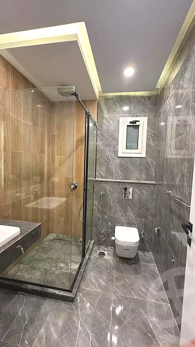 https://aqarmap.com.eg/en/listing/6896744-for-sale-cairo-new-cairo-compounds-the-square