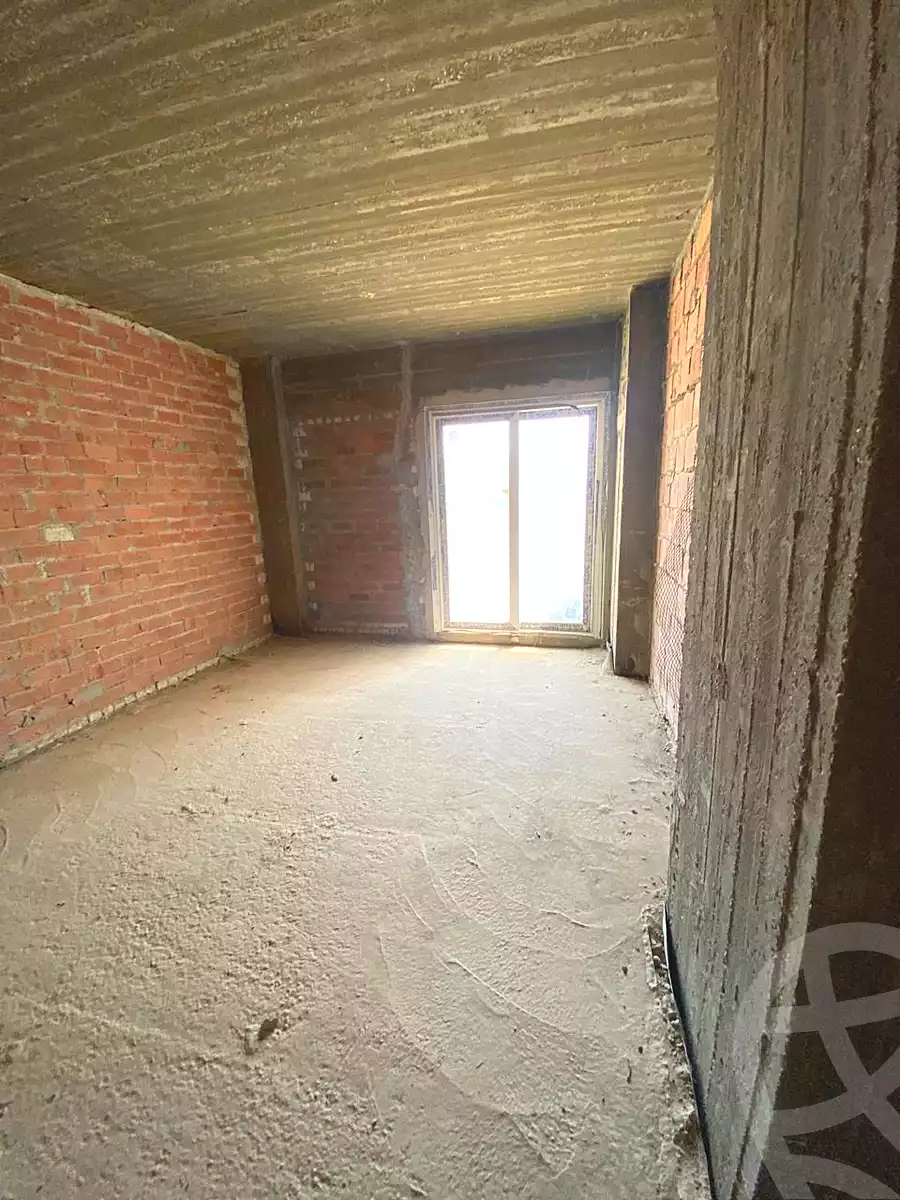 https://aqarmap.com.eg/ar/listing/6896800-for-sale-cairo-new-cairo-compounds-mwntn-fyw-y-syty-club-park-mountain-view-icity