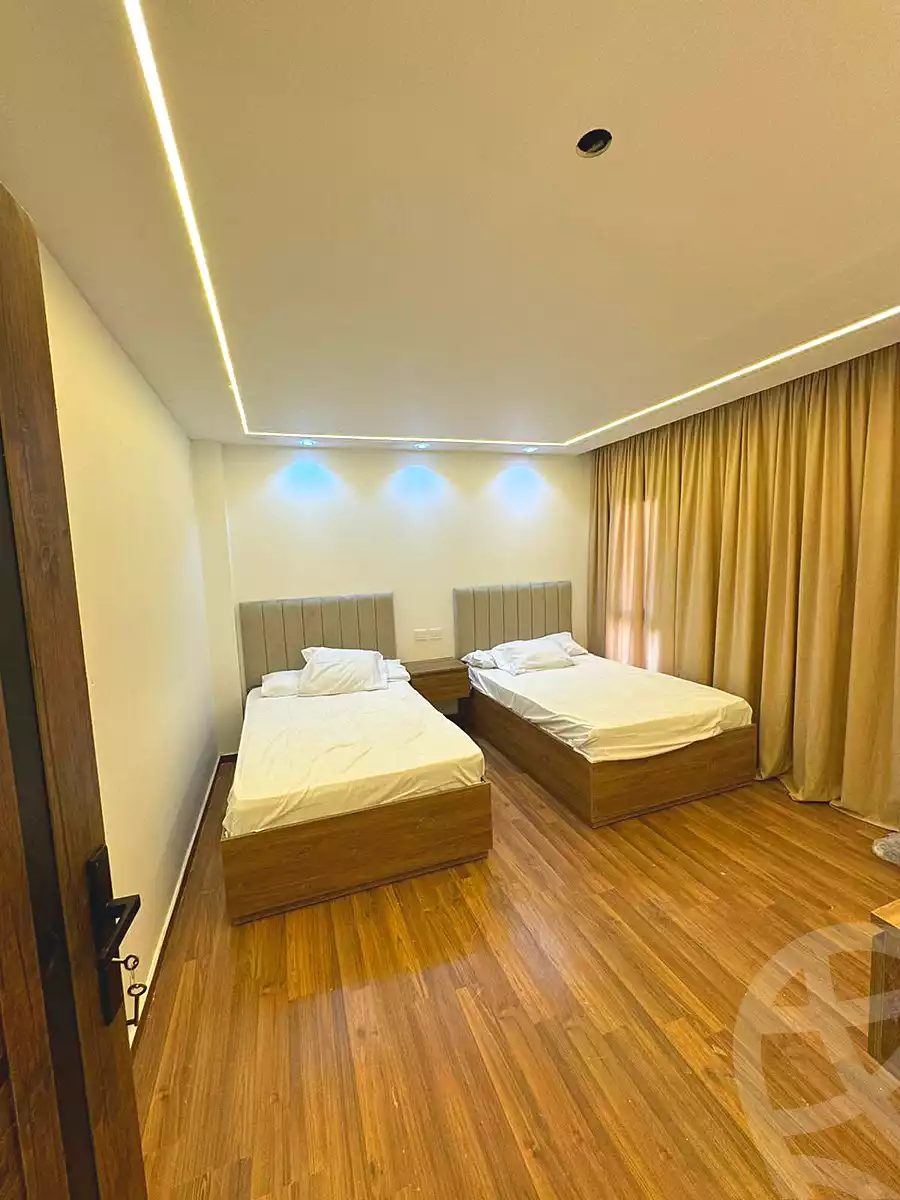 https://aqarmap.com.eg/ar/listing/6896812-for-rent-cairo-new-cairo-lrhb-city-phase-4-mostafa-kamel-st