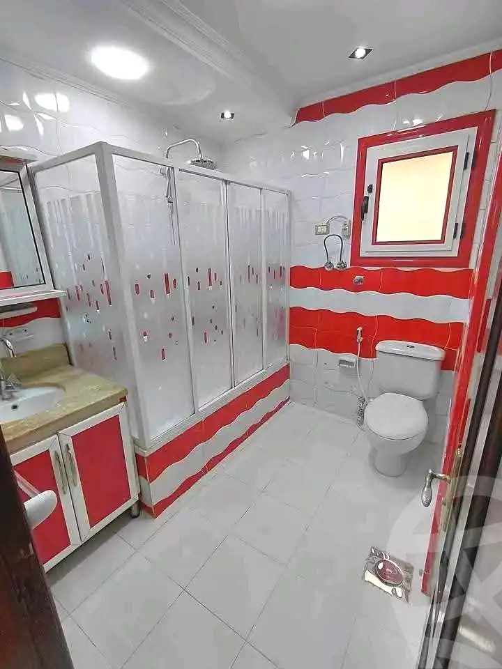 https://aqarmap.com.eg/ar/listing/6896980-for-sale-alexandria-sydy-bshr-sydy-bshr-bhry-gamal-abd-el-nasir-st