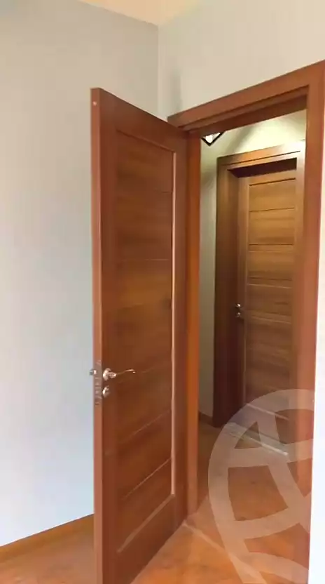 فيلا بـ٤ غرف نوم في ايست تاون، صورة ٤ من ١١