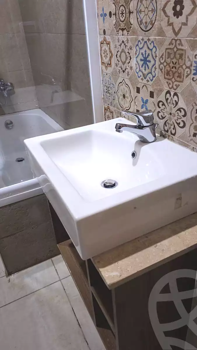 شقة بـ٣ غرف نوم في فيفث سكوير المراسم، صورة ٦ من ٦