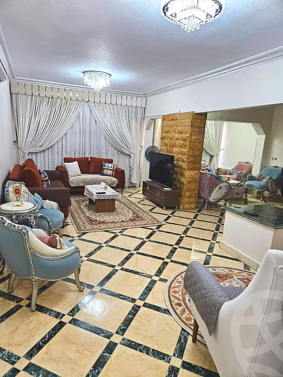 https://aqarmap.com.eg/ar/listing/6897672-for-sale-cairo-helwan-mohamed-sayed-ahmed-st