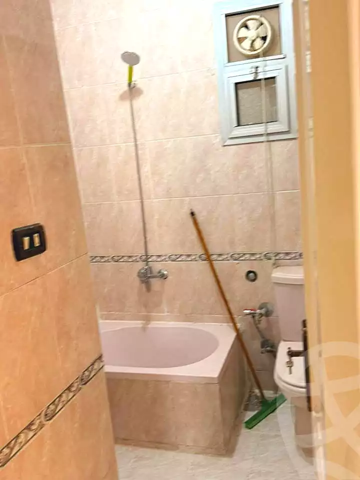 https://aqarmap.com.eg/en/listing/6897954-for-sale-alexandria-al-agamy-shataa-el-nakheel-street-37