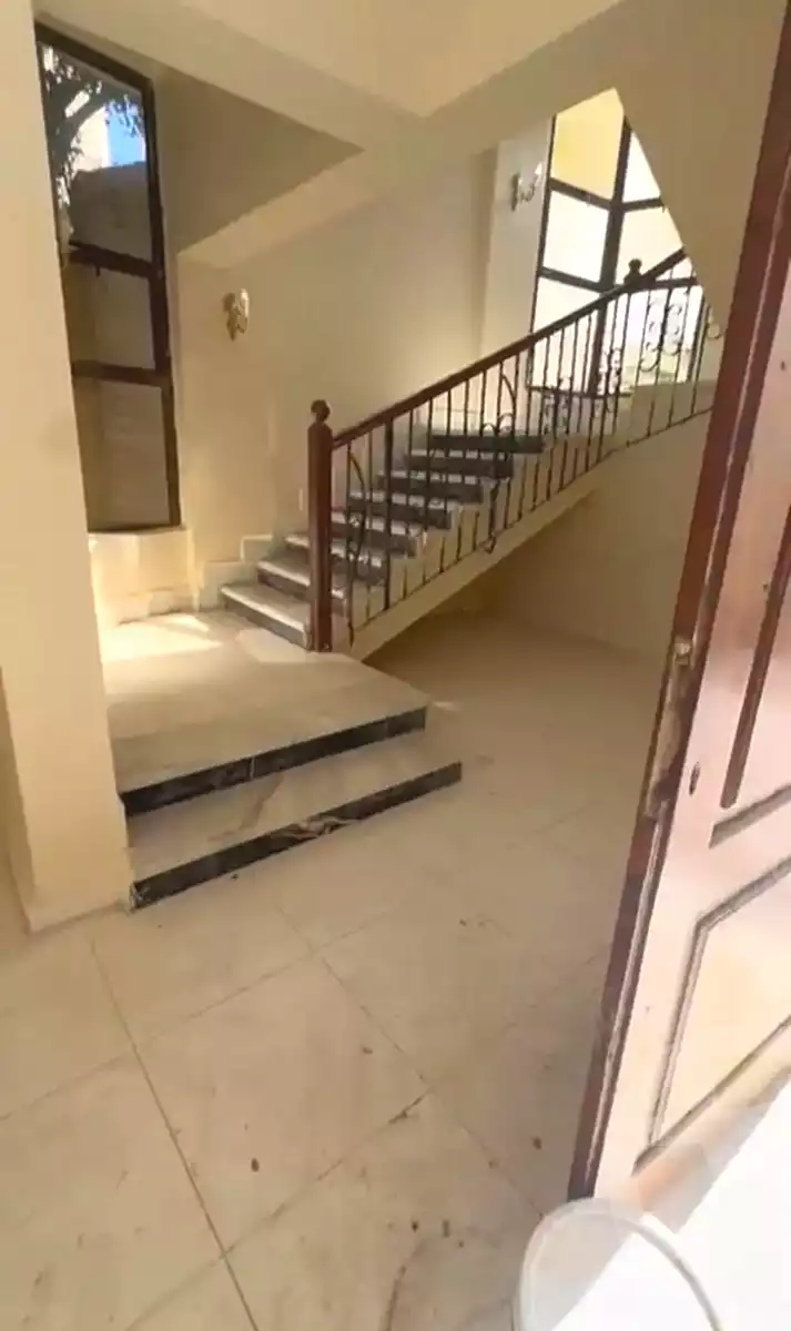 https://aqarmap.com.eg/ar/listing/6898276-for-sale-alexandria-al-agamy-lbytsh-shahr-al-assal-st