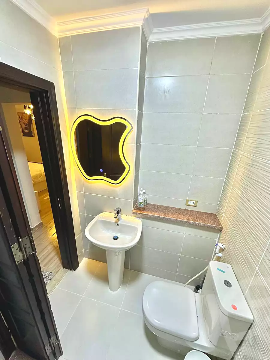 https://aqarmap.com.eg/ar/listing/6898710-for-rent-cairo-el-sheikh-zayed-city-compounds-zayed-regency